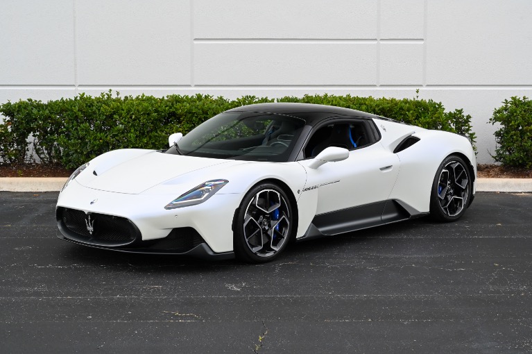 Used 2022 Maserati MC20 for sale $179,980 at iLusso in Costa Mesa CA