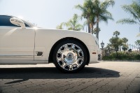 Used 2017 Bentley Mulsanne for sale Sold at iLusso in Costa Mesa CA 92626 33