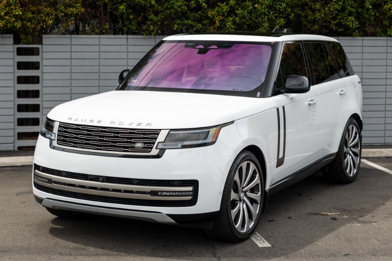 Used 2023 Land Rover Range Rover P530 SE for sale $111,900 at iLusso in Costa Mesa CA