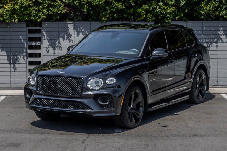 Used 2022 Bentley Bentayga for sale $135,900 at iLusso in Costa Mesa CA