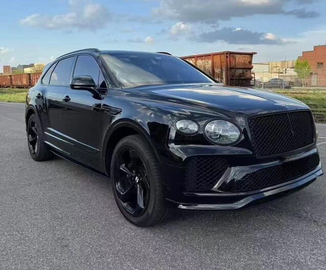 Used 2022 Bentley Bentayga S V8 for sale $159,900 at iLusso in Costa Mesa CA