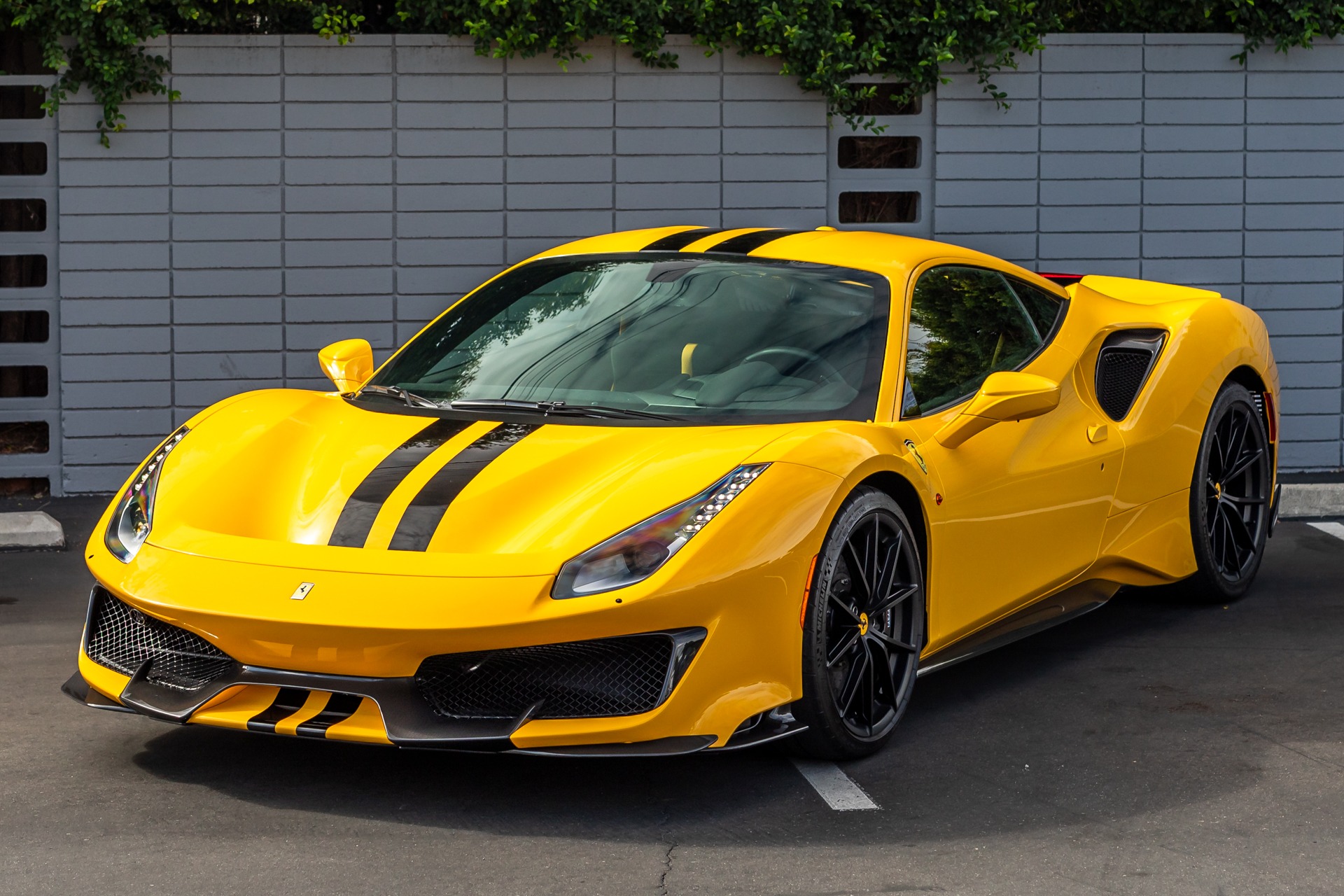 Used-2019-Ferrari-488-Pista-1698345146