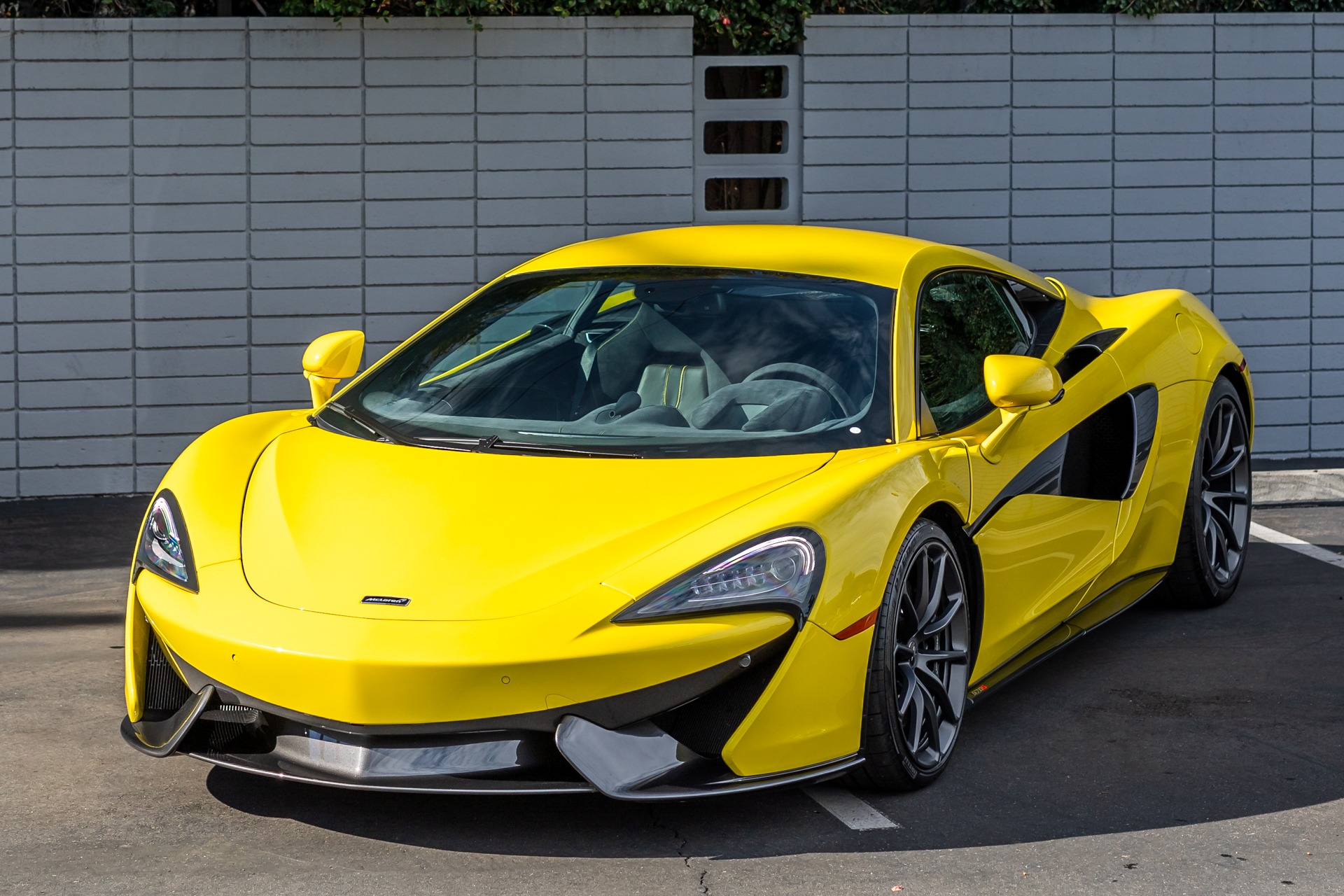 Used-2019-McLaren-570S-1704503357