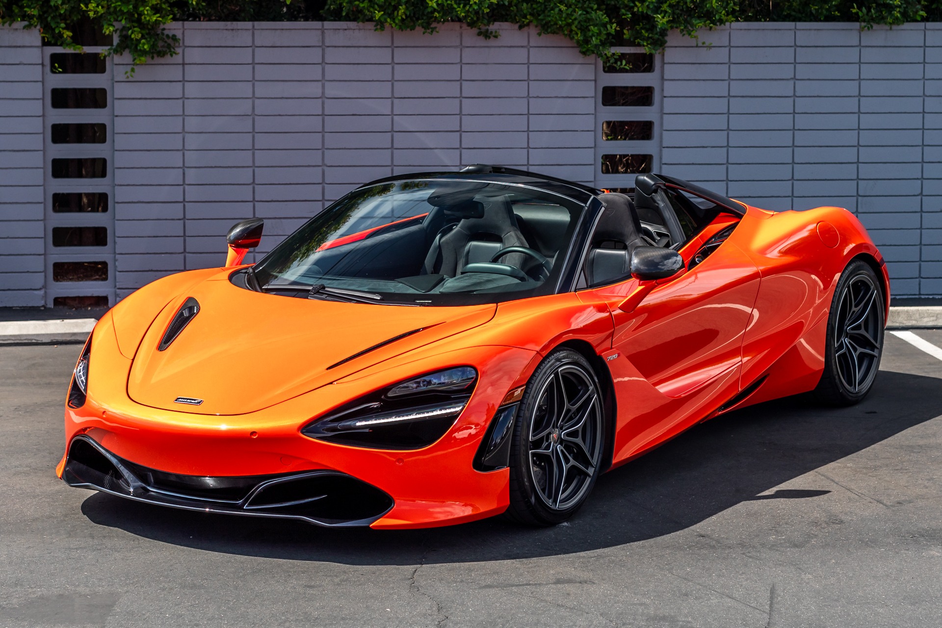 Used-2020-McLaren-720S-Spider-Luxury-1695664436