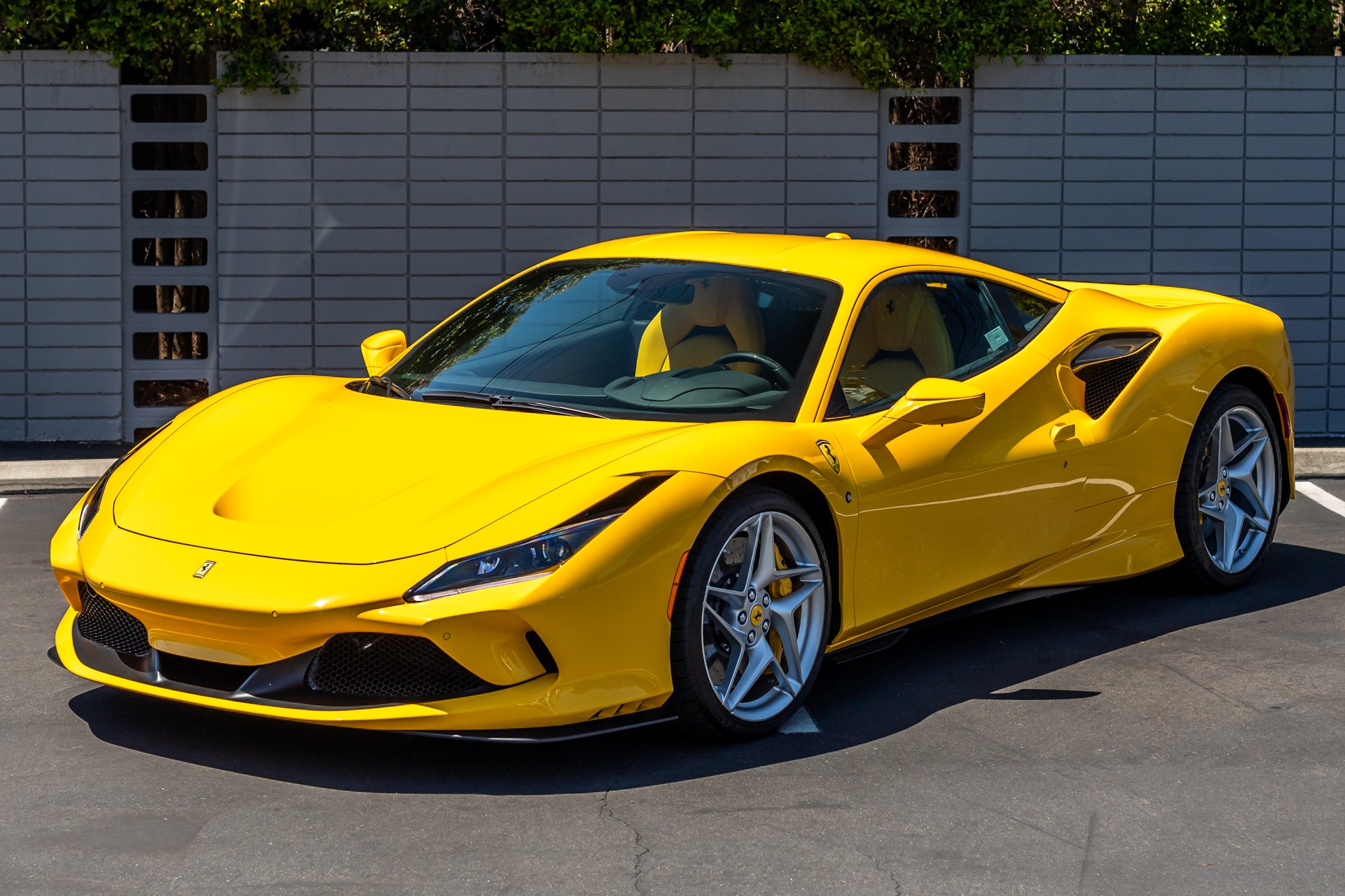 Used-2022-Ferrari-F8-Tributo-1692747454