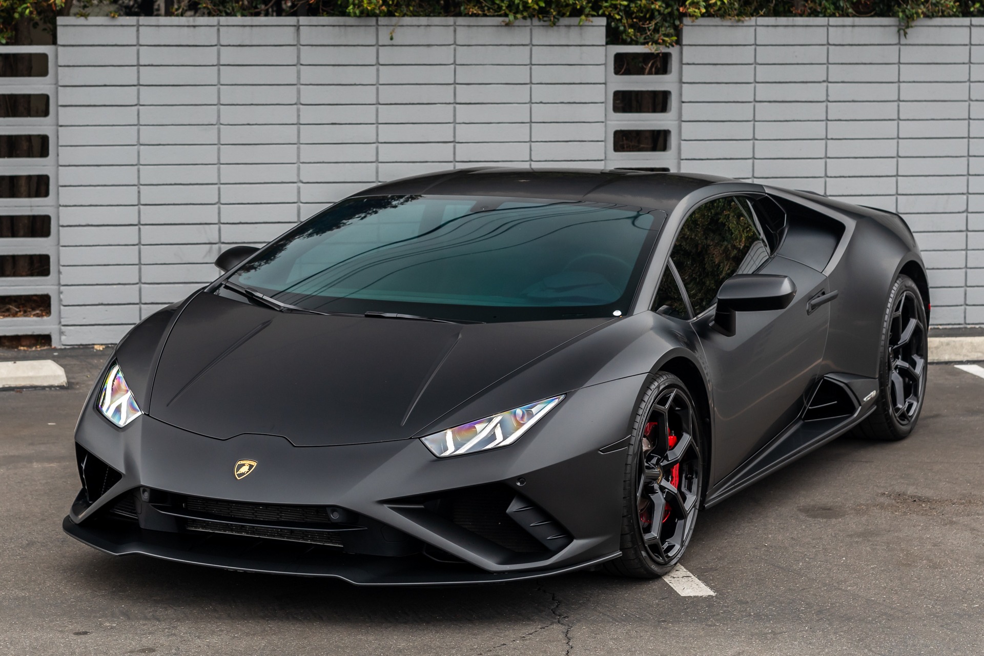Used-2022-Lamborghini-Huracan-EVO-1714694453