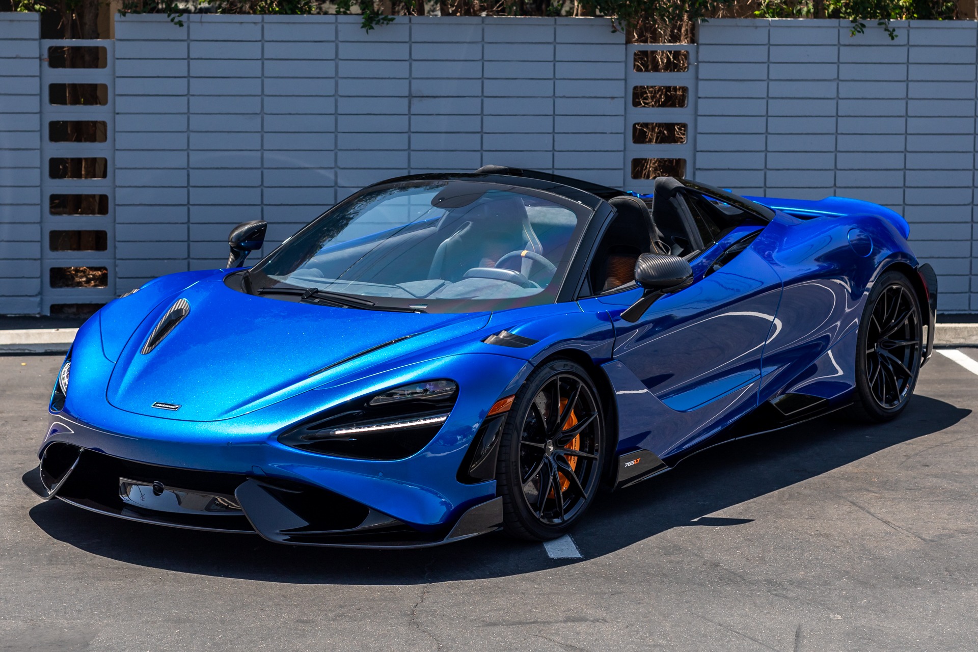 Used-2022-McLaren-765LT-Spider-1690320624 (1)