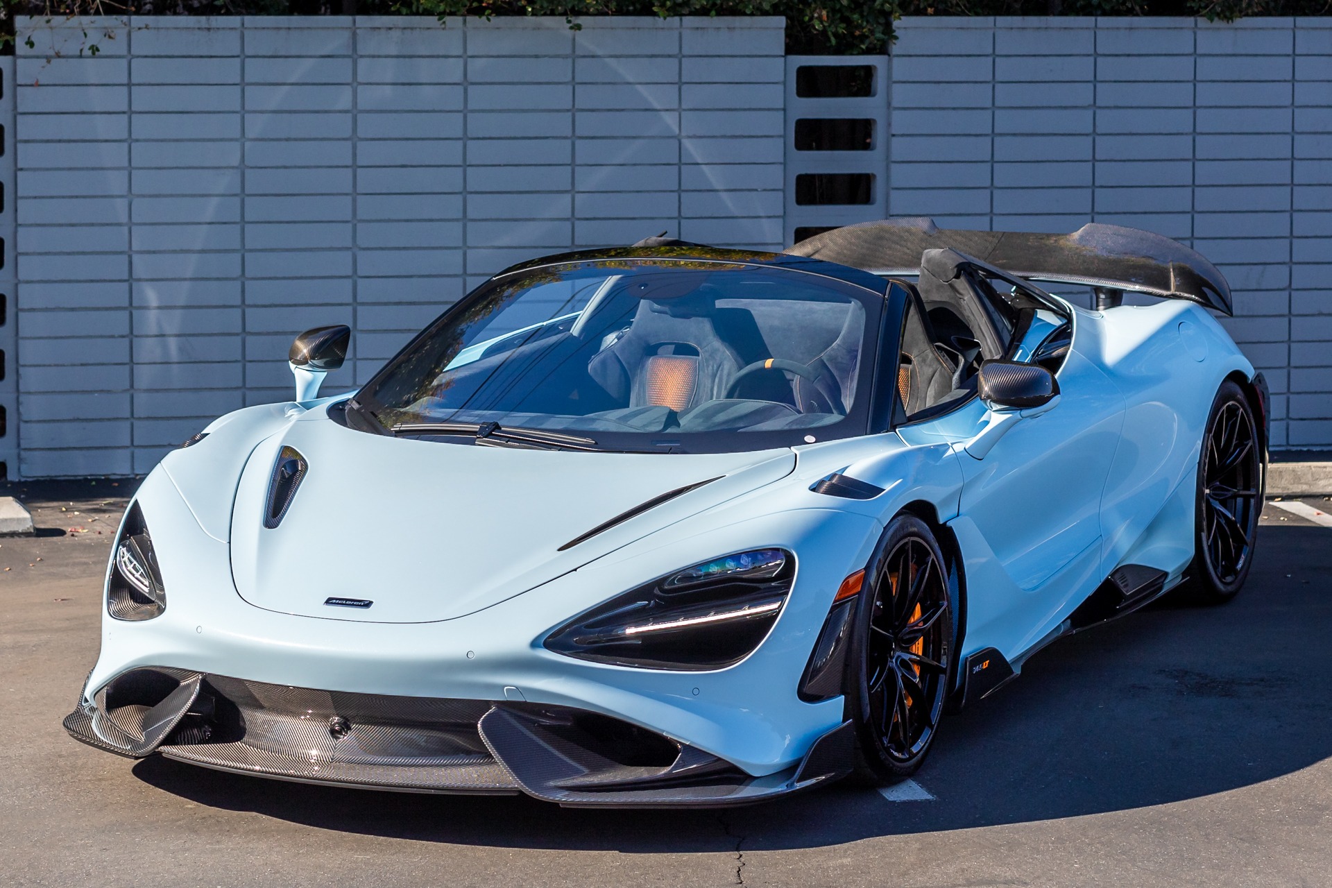 Used-2022-McLaren-765LT-Spider-1704915732 (1)
