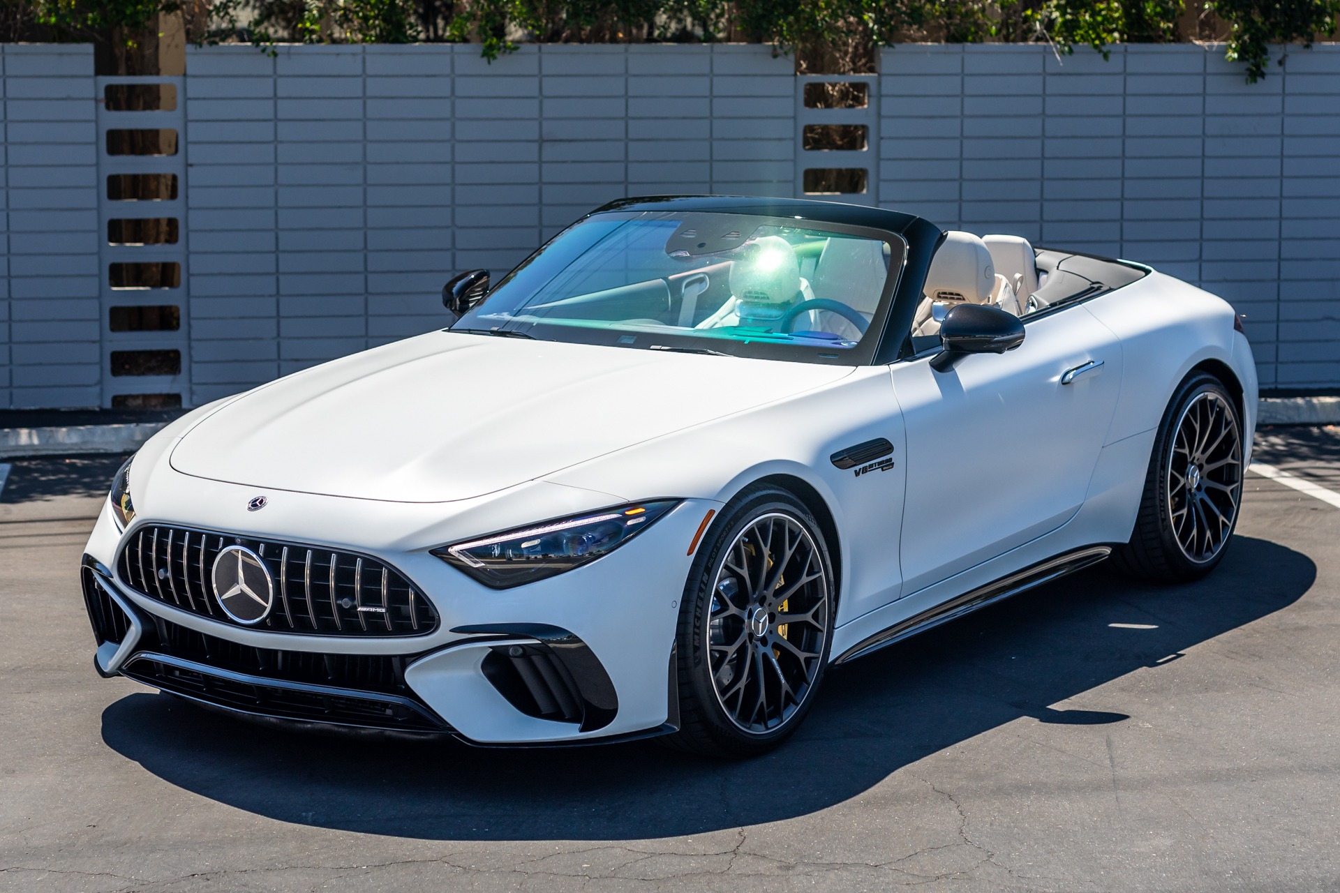 Used-2022-Mercedes-Benz-AMG-SL-63-SL-Class-1689632776