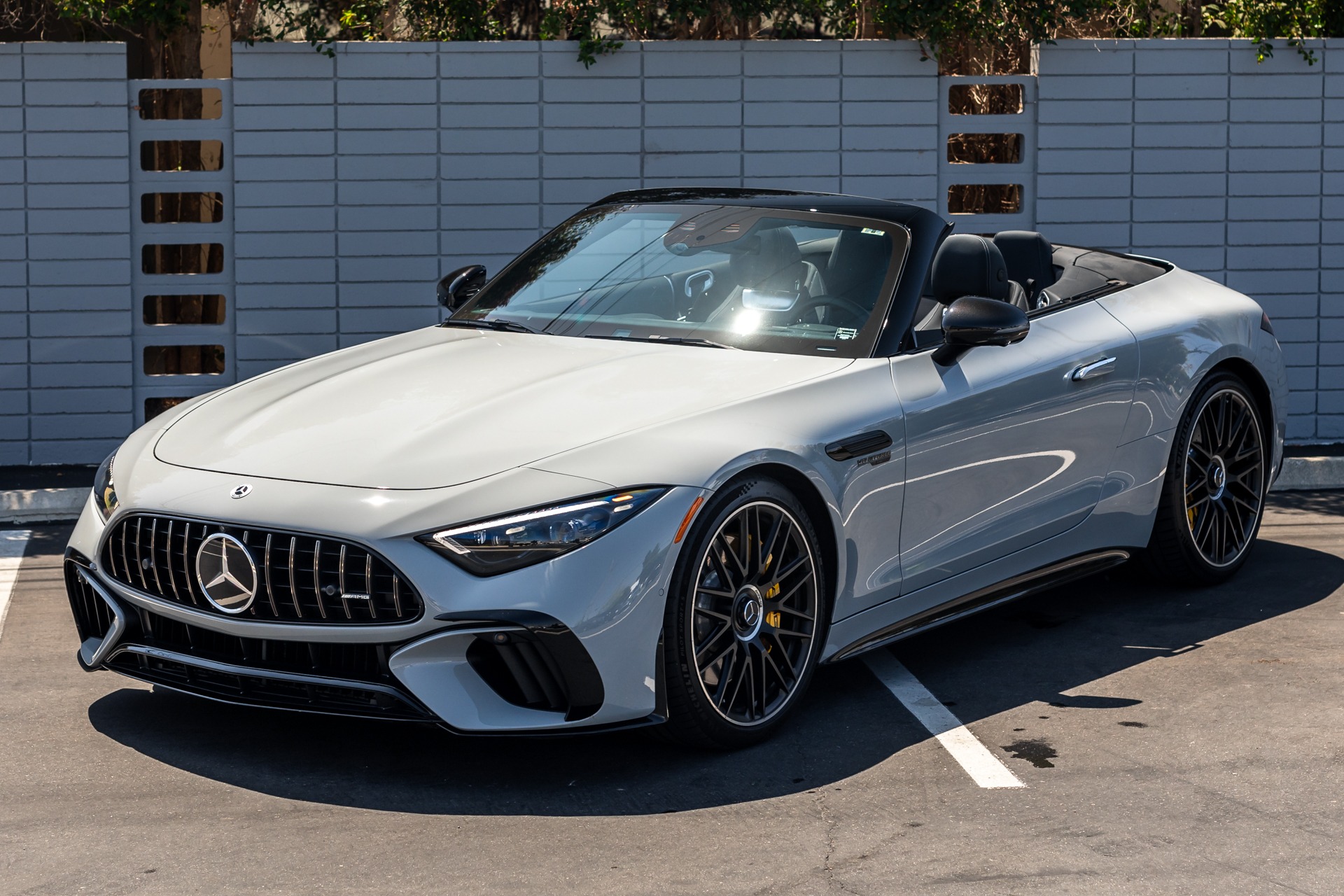 Used-2022-Mercedes-Benz-SL-Class-AMG-SL-63-1690413696