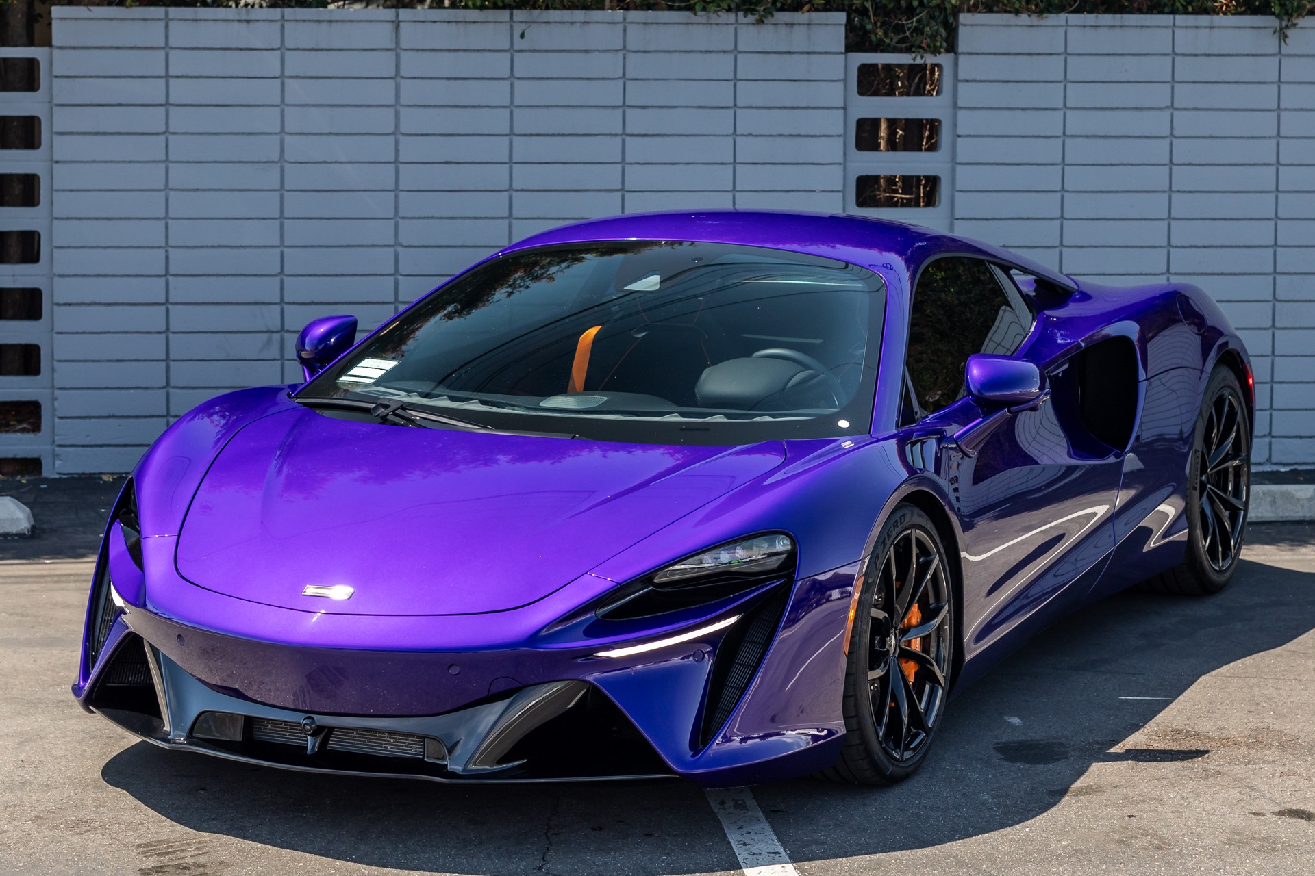 Used-2023-McLaren-Artura-1713811823