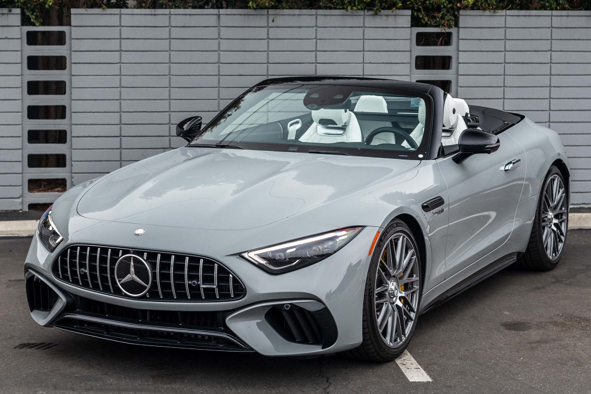 Used-2023-Mercedes-Benz-SL-Class-AMG-SL-63-1713894058