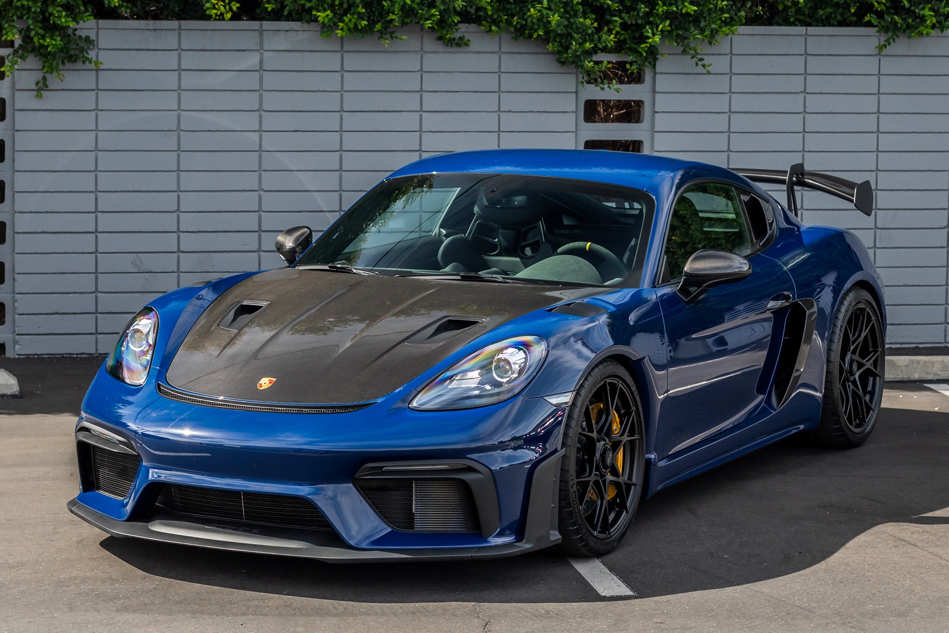 Used-2023-Porsche-718-Cayman-GT4-RS-1697568023