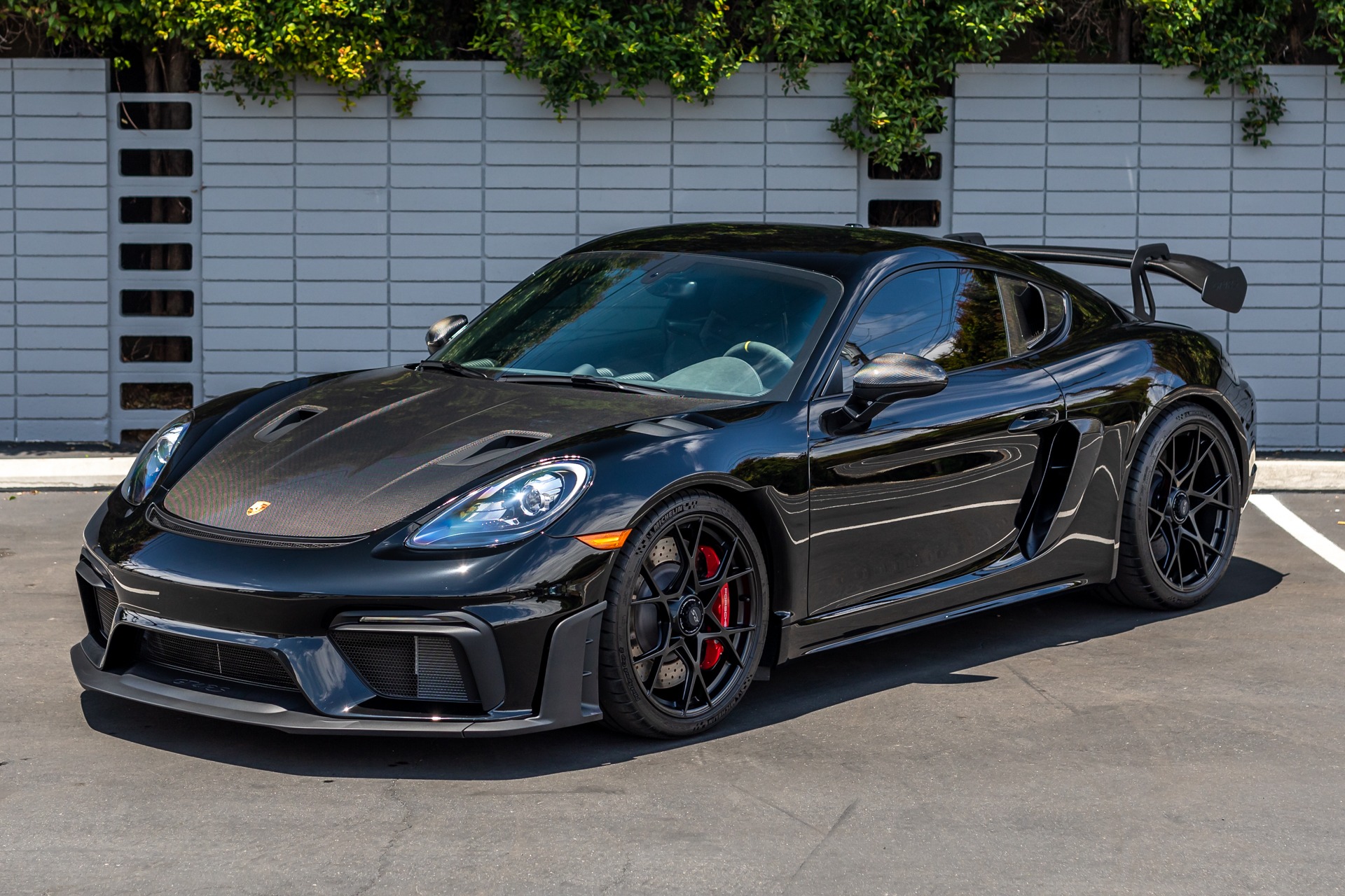Used-2023-Porsche-718-Cayman-GT4-RS-Weissach-1689801167
