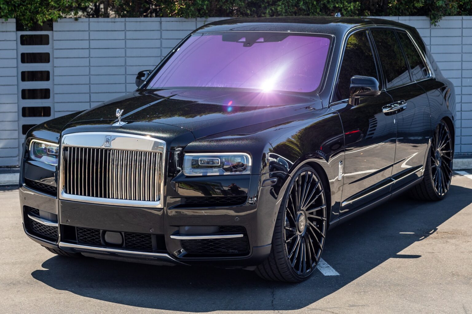 Used-2023-Rolls-Royce-Cullinan-1718393716